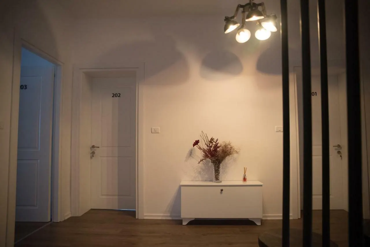 Old Bazaar Rooms Korce Guest house