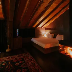 4* Hotel Dim's