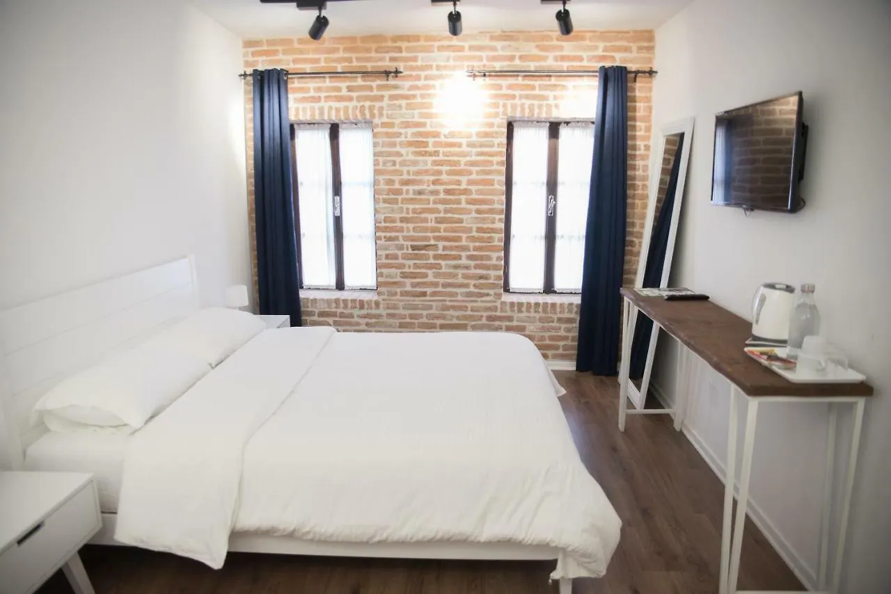 Old Bazaar Rooms Korce 0*,